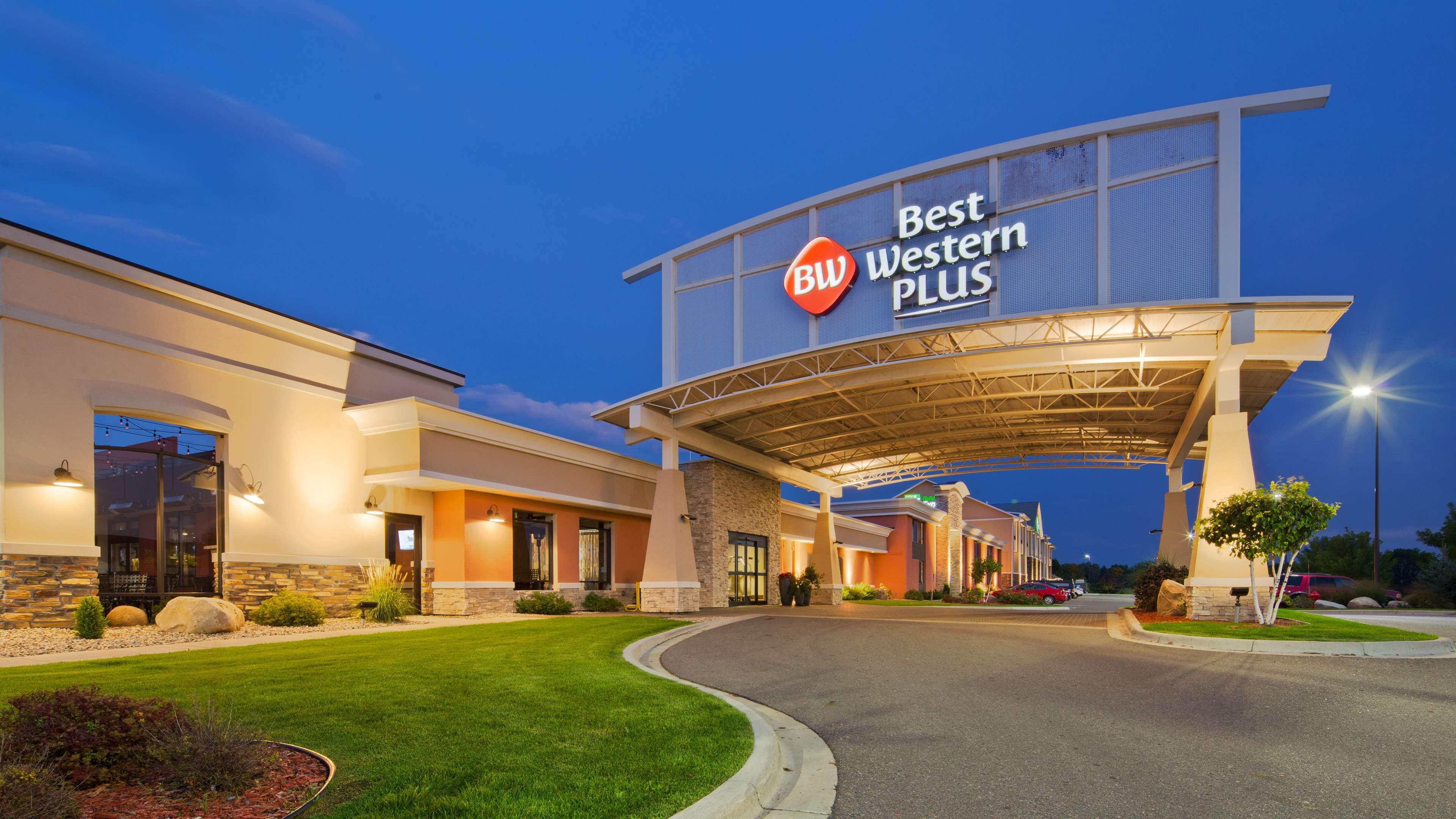 Отель Best Western Plus Willmar Экстерьер фото